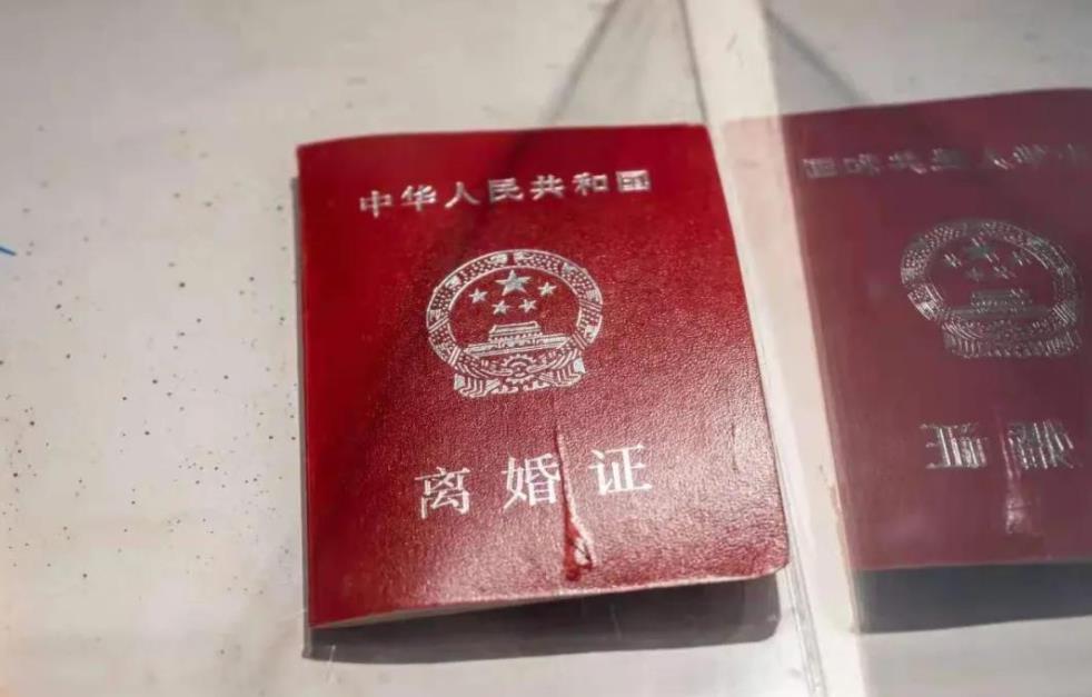 限制离婚自由的协议无效吗?上海办理离婚律师哪个好