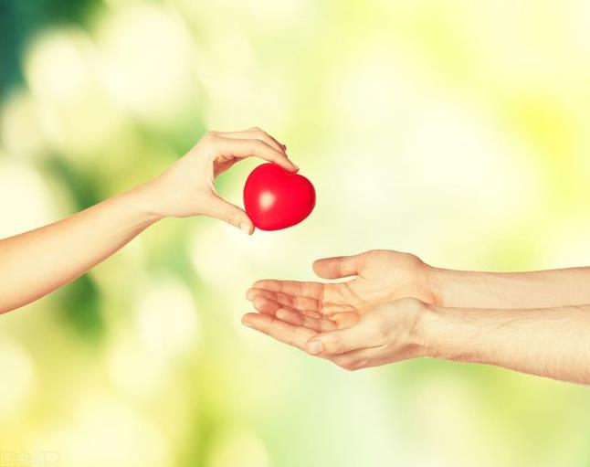 常年照顾老人遗产继承能多多少?上海房产赠与费用